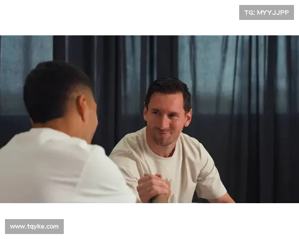 乌拉圭甲级联赛凤凰竞技队正式签约乌拉圭国脚实力增强 乌拉圭甲级联赛凤凰竞技队正式签约乌拉圭国脚实力增强